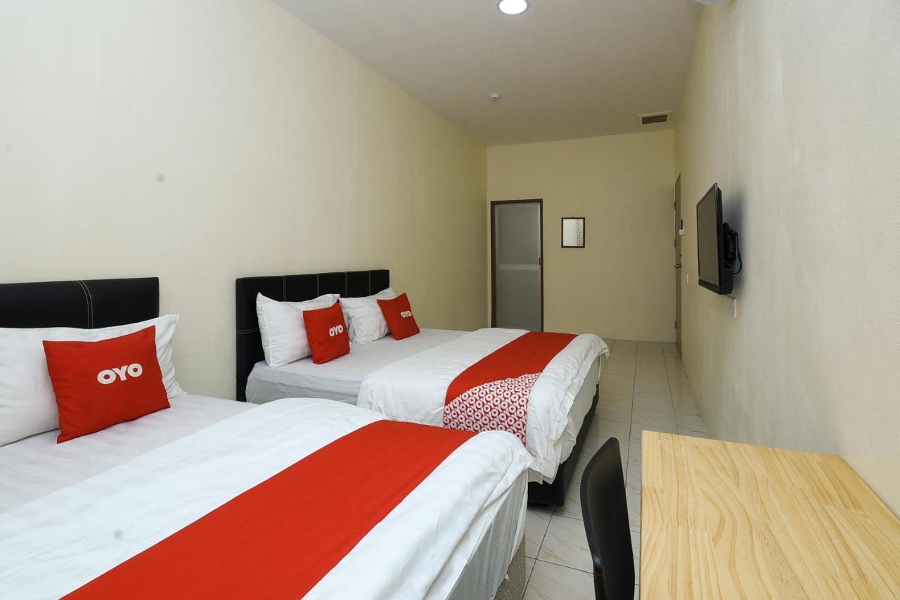 Oyo 90172 Goodwill Homestay Batu Niah Kültér fotó