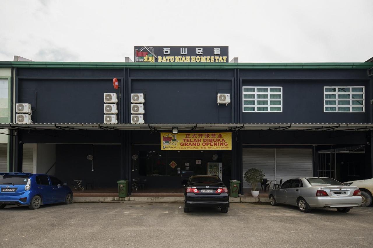 Oyo 90172 Goodwill Homestay Batu Niah Kültér fotó