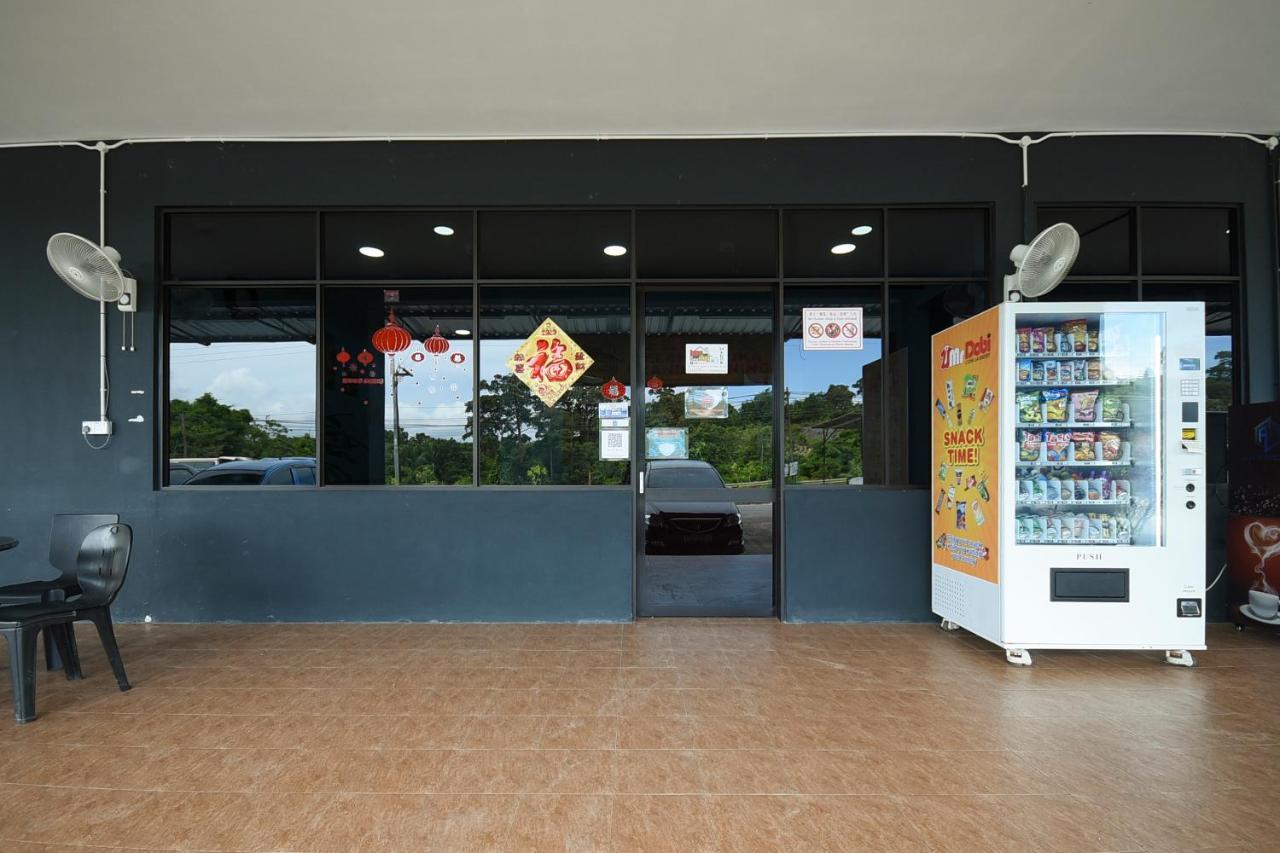 Oyo 90172 Goodwill Homestay Batu Niah Kültér fotó