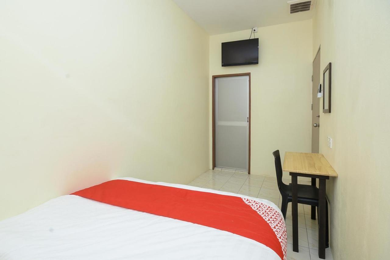 Oyo 90172 Goodwill Homestay Batu Niah Kültér fotó