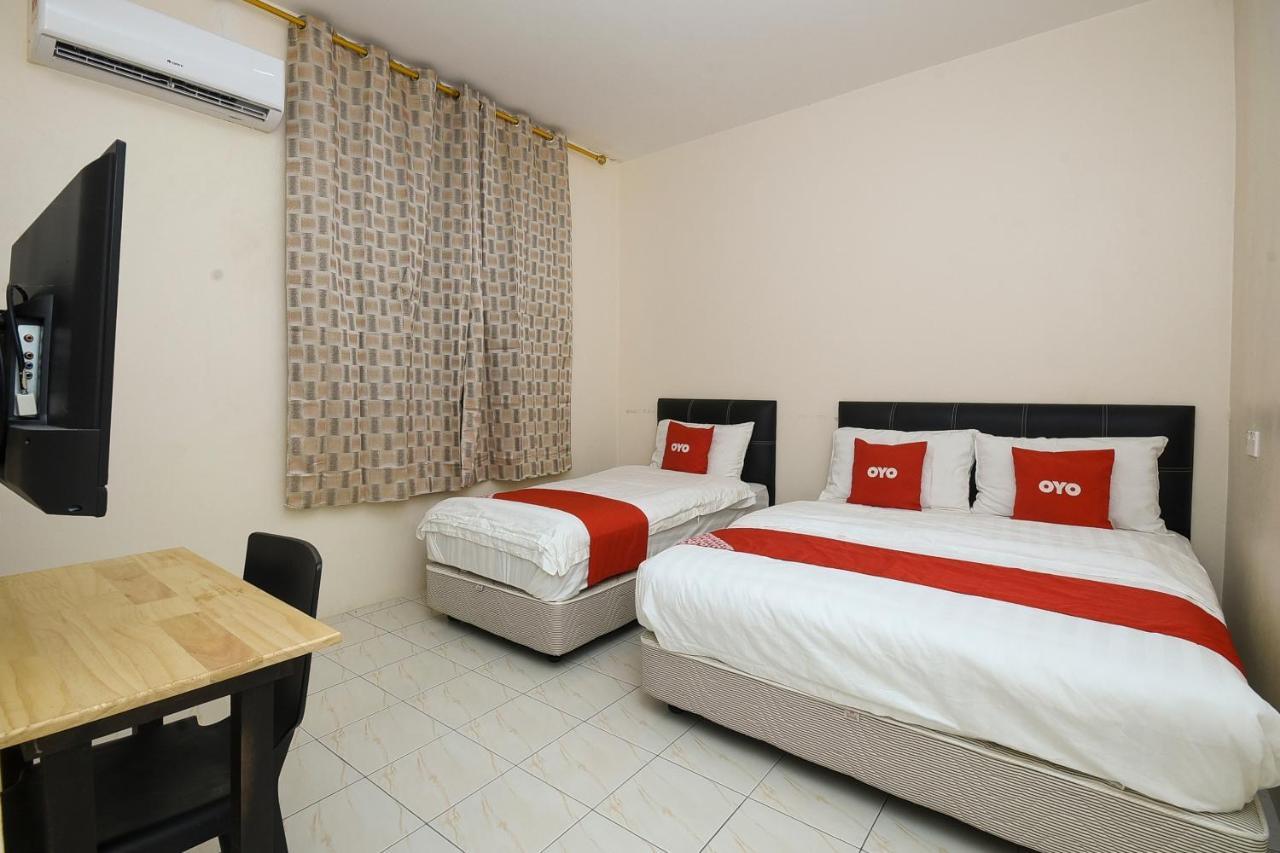 Oyo 90172 Goodwill Homestay Batu Niah Kültér fotó